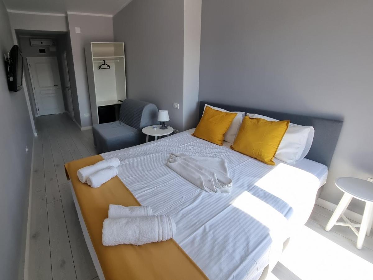 Chg Boutique Hotel Costinesti Luaran gambar